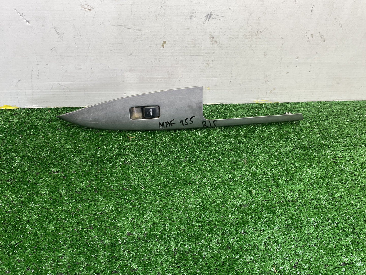 2006 Used Toyota Caldina - Right Rear Window Switch PN: 7427121010