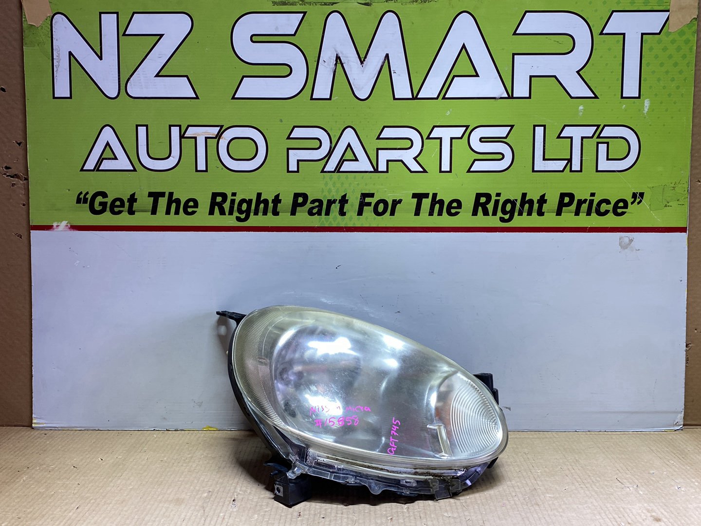 2012 Nissan Micra - Right Headlight PN: ICHIKOH H009