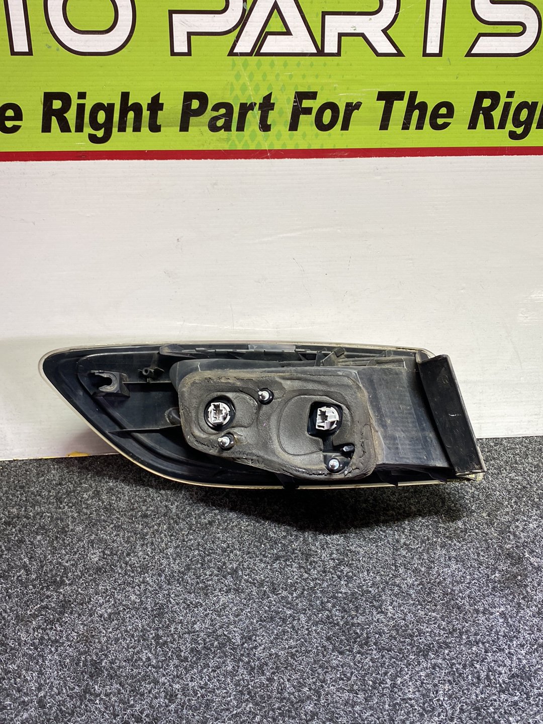 2009 Mazda Axela BL5FP - Right Taillight PN: p8524