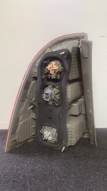 2001 Toyota Corolla Fielder - Right Taillight PN: 13-91 early wagon damage see pics