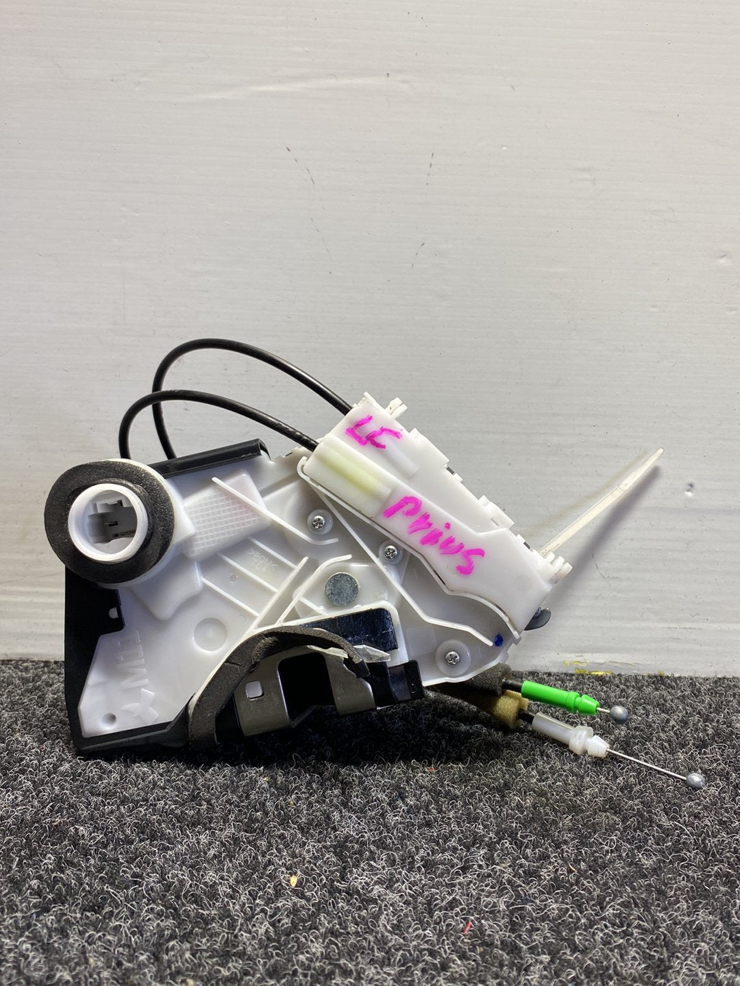 2015 Used Toyota Prius ZVW30 - Left Front Door Lock Actuator