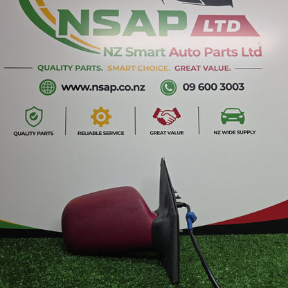 2004 Used Toyota Ist - Right Door Mirror PN: 5 Wires