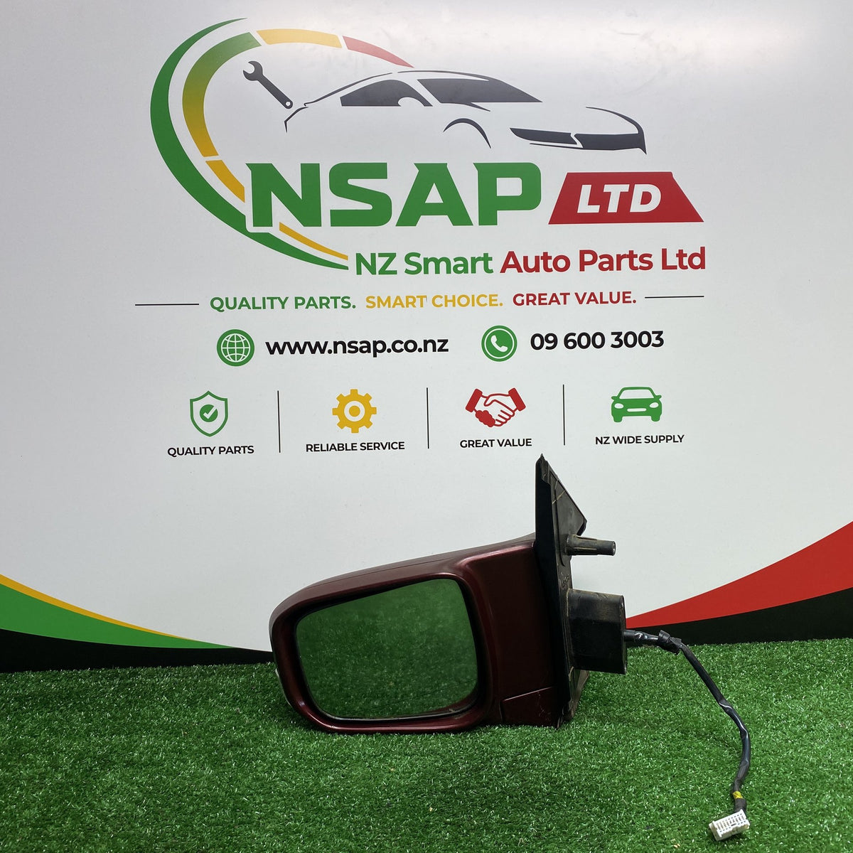 2006 Nissan Elgrand - Left Door Mirror PN: 7 wires