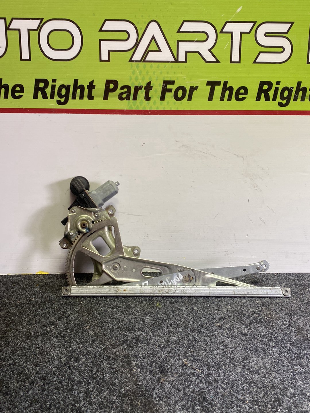 2006 Lexus IS250 - Left Front Window Regulator/Motor