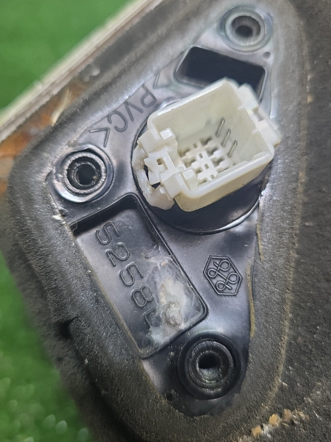 2000 Honda Civic - Left Door Mirror PN: 3 pin