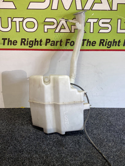 2007 Nissan Fuga - Washer Bottle