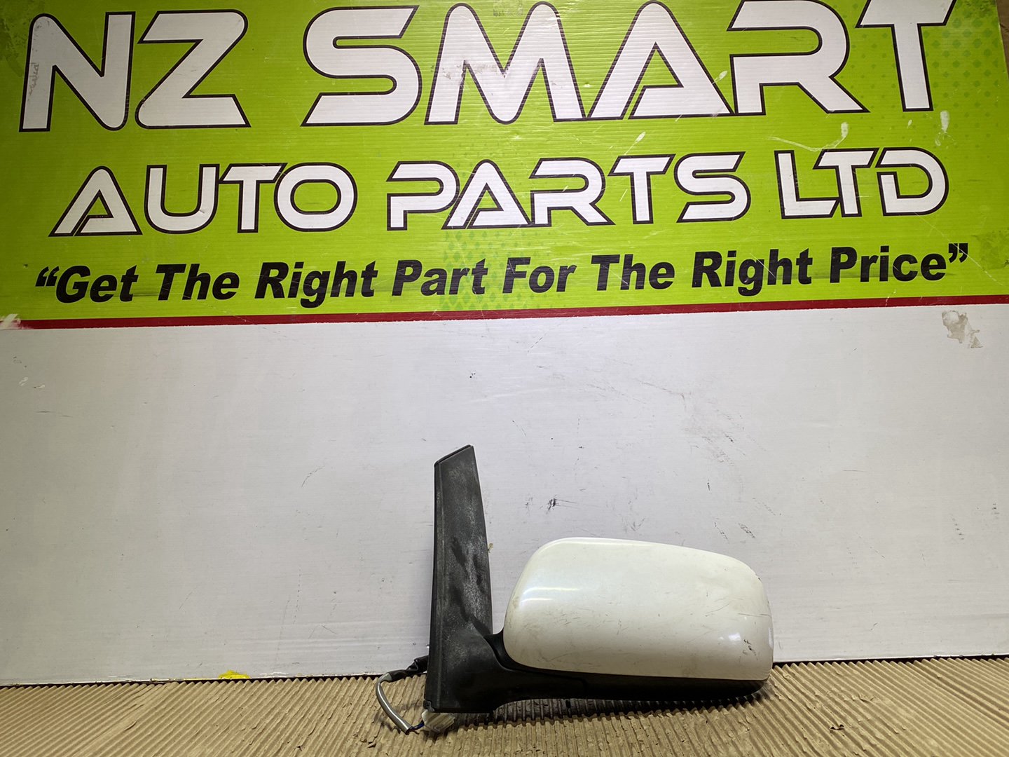 2006 Used Toyota Prius- Left Door Mirror PN: 5 wires
