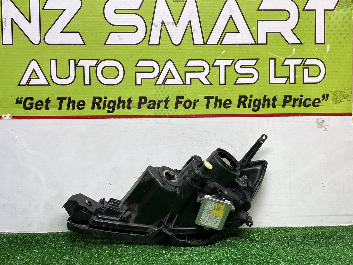 2009 Mazda Axela - Right Headlight PN: STANLEY P2951