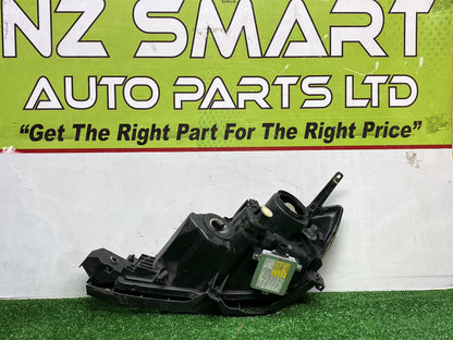 2009 Mazda Axela - Right Headlight PN: STANLEY P2951