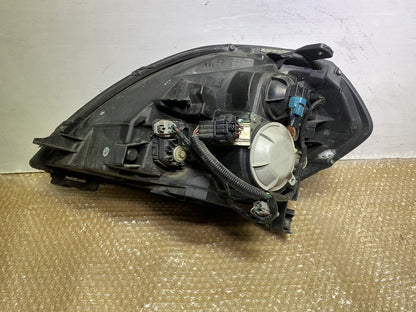 2006 Nissan Teana - Right Headlight PN: see photos