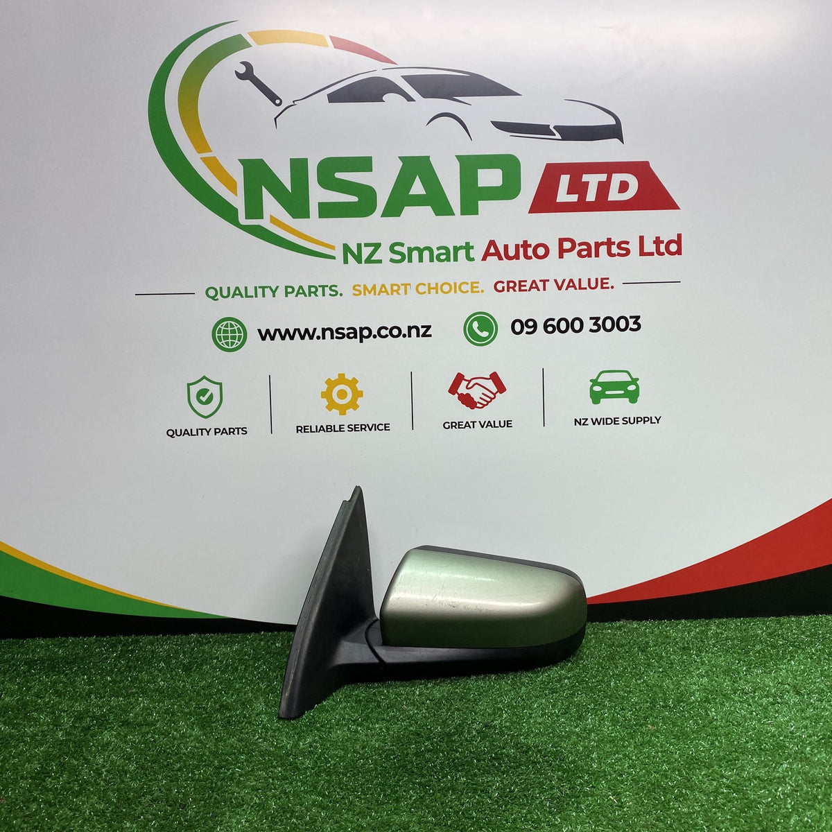2003 Holden Commodore - Left Door Mirror PN: 3 Pins