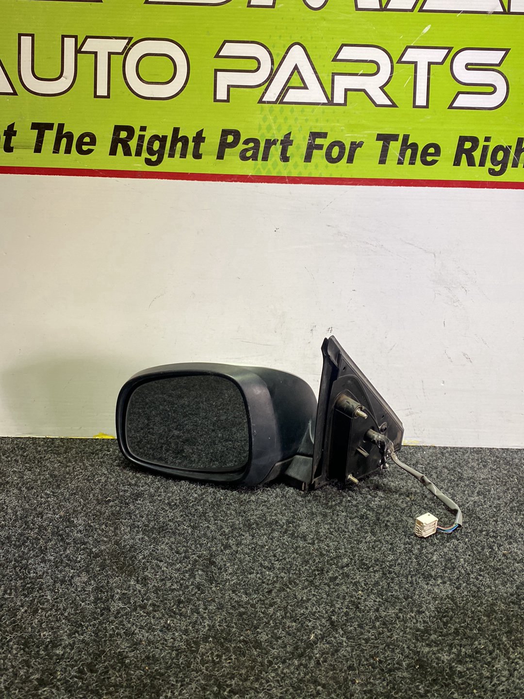 2004 Suzuki Swift - Left Door Mirror PN: 5 wires