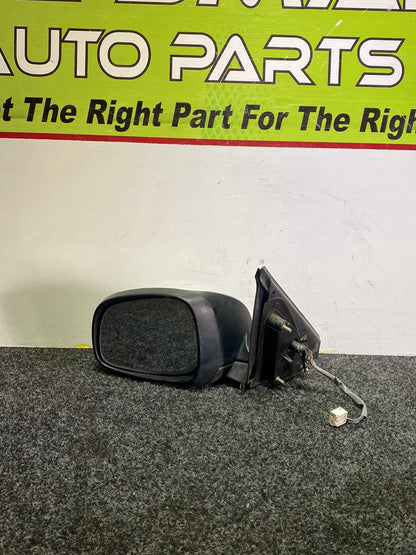 2004 Suzuki Swift - Left Door Mirror PN: 5 wires