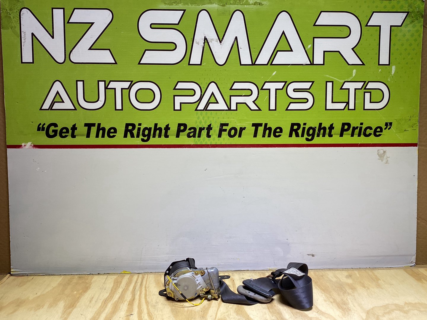 1998 Toyota Caldina ST215 - Left Front Seat Belt