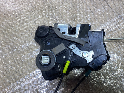 2006 Used Toyota Alphard- Right Front Door Lock Actuator PN: 6903033241