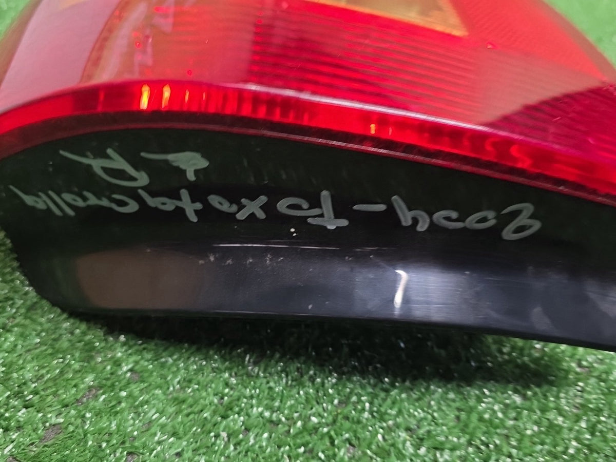 2004 Used Toyota Corolla - Right Taillight PN: 13-65