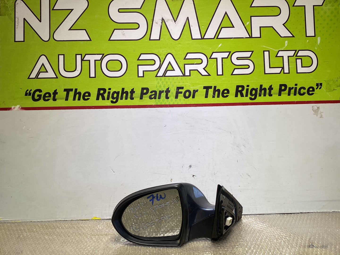 2012 Kia Sportage- Left Door Mirror PN: 7 pins