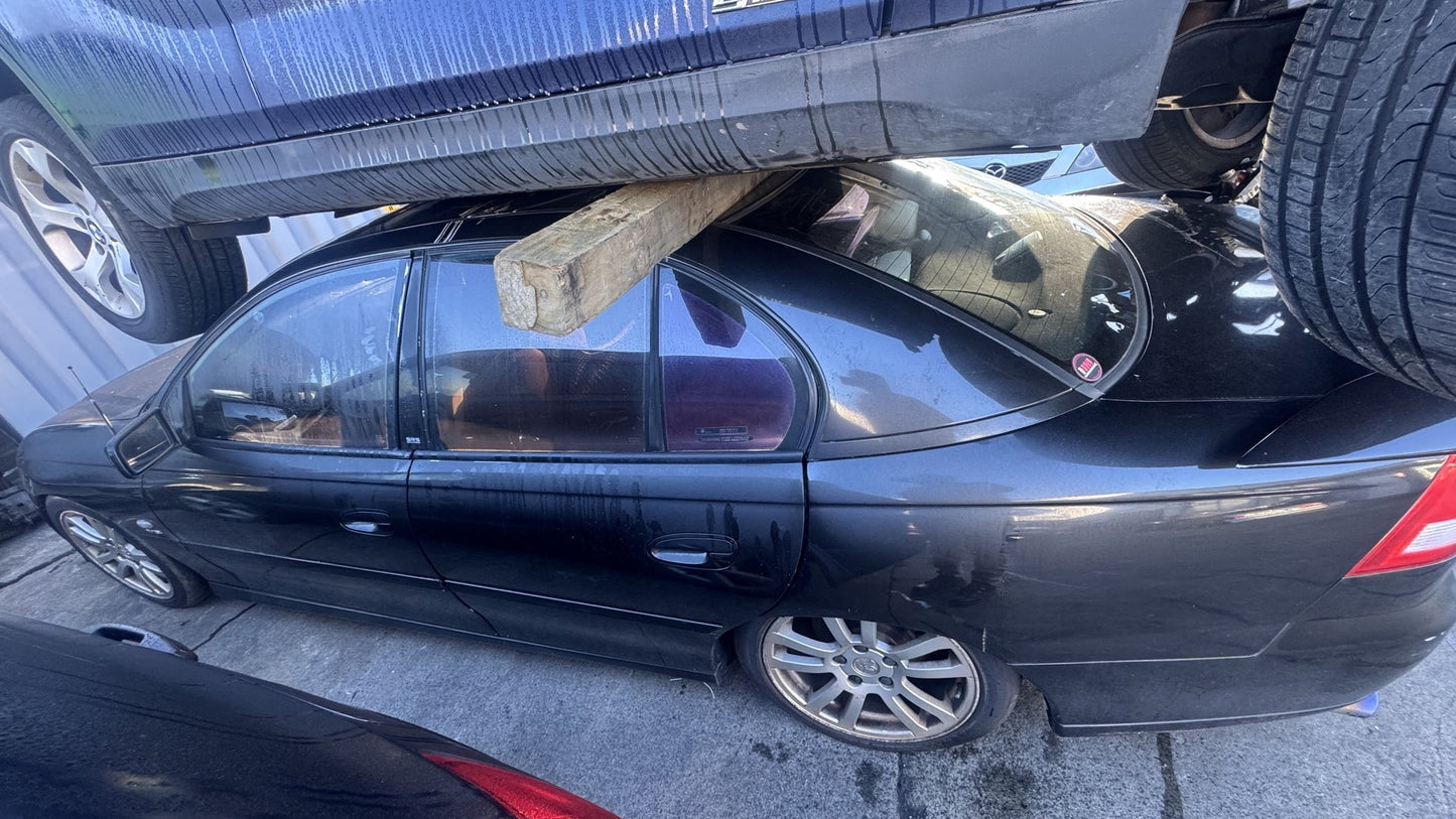 2004 Holden Commodore Acclaim  Dismantling For Parts
