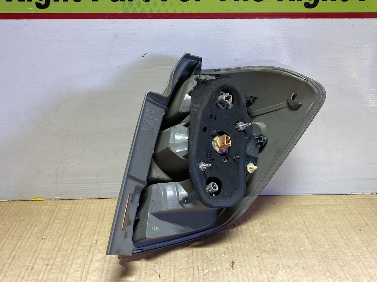 2006 Used Toyota Ractis NCP100 - Left Taillight PN: Koito 52-159