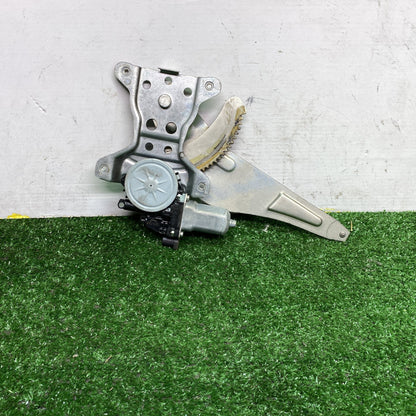 2005 Suzuki Swift - Right Rear Window Regulator/Motor PN: 83530-63J00