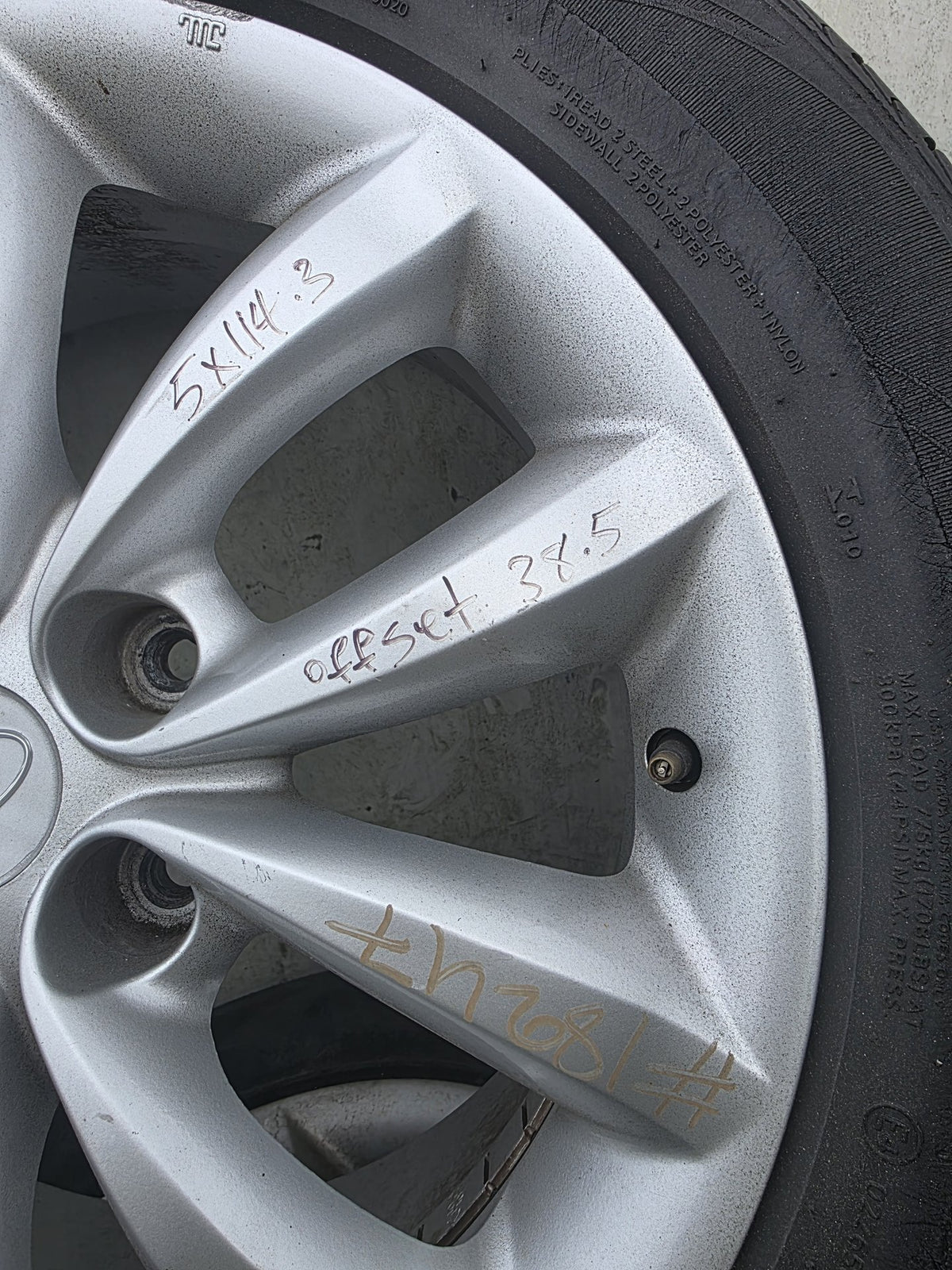 Hyundai - Mag Wheel Set PN: Stud Pattern 5x114.3/ Wheel Size 17x7JJ/ Offset 38.5