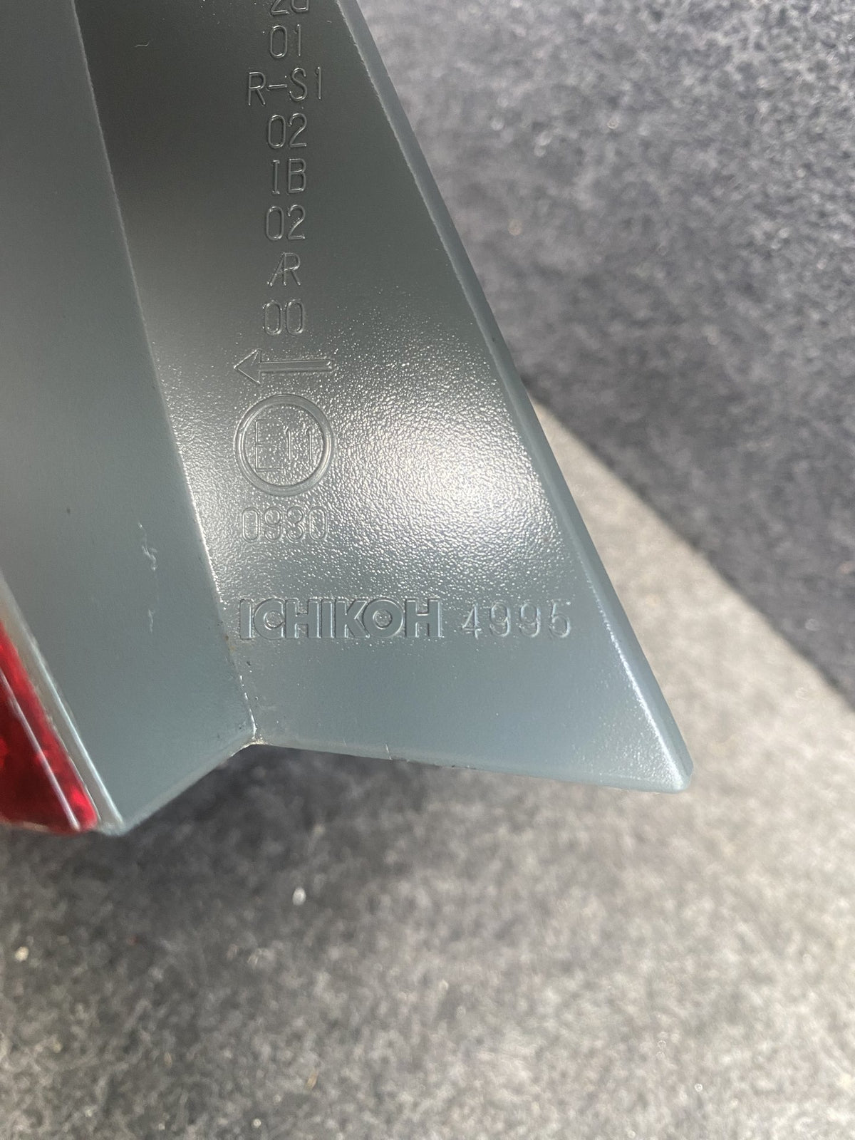 2007 Honda Fit - Left Taillight PN: HASDAMAGEDLUGUNDERNEATHSEEPICS