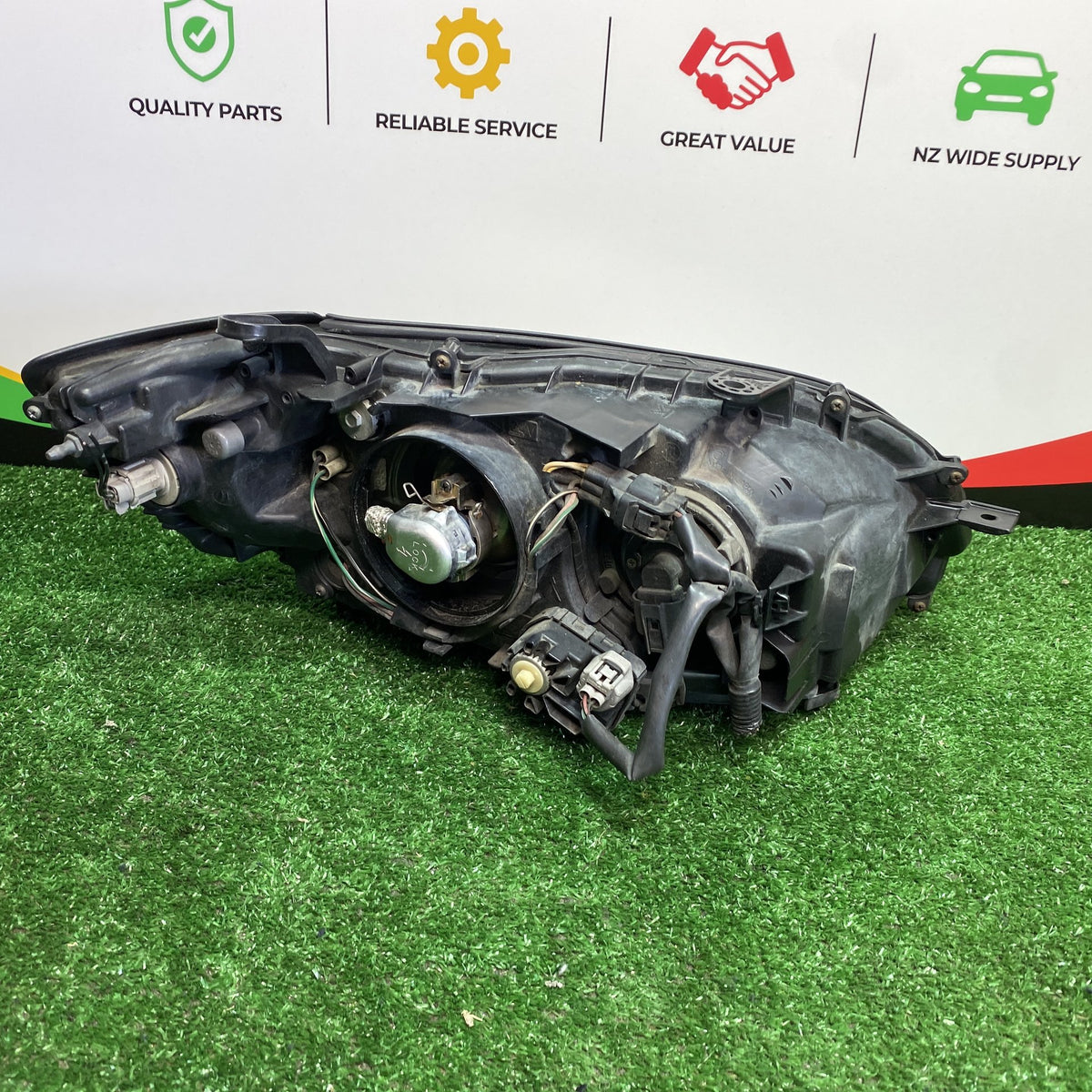 2005 Subaru Legacy BPE - Left Headlight PN: KOITO 100-20792