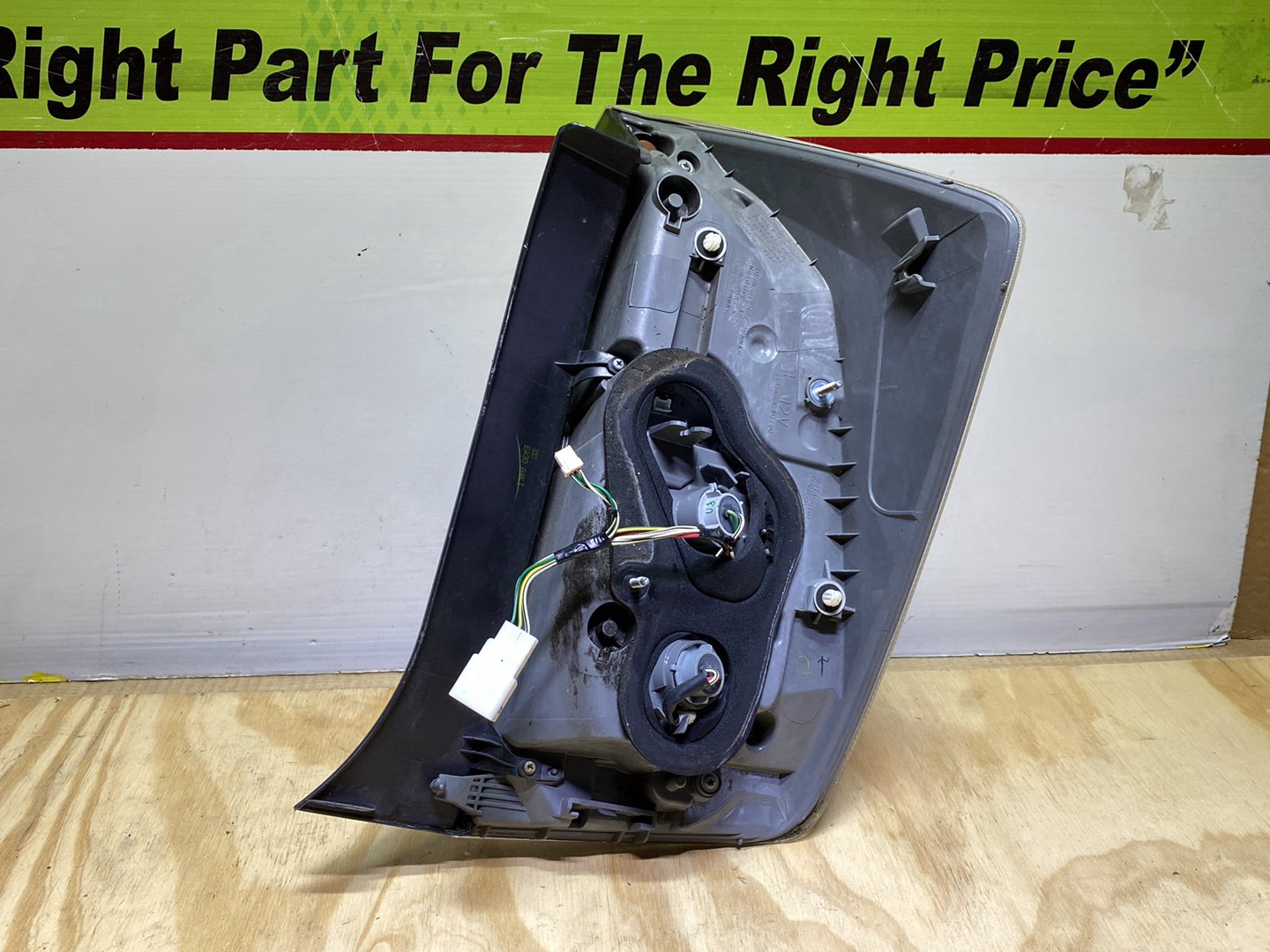 2015 Toyota Prius ZVW30 - Left Taillight PN: STANLEY 47-55
