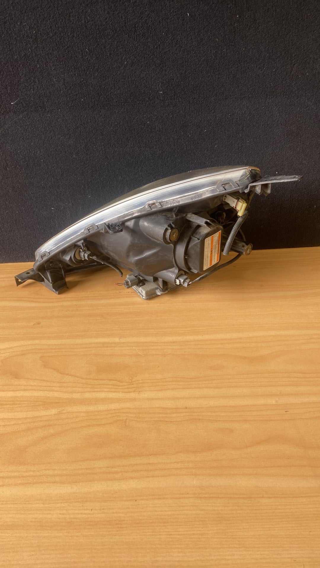 2004 Honda Fit - Right Headlight PN: P3448 H.I.D chrome inner