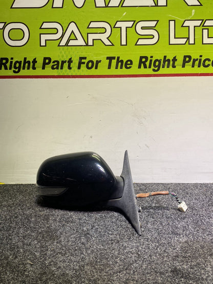 2007 Subaru Outback - Right Door Mirror PN: 9 wires