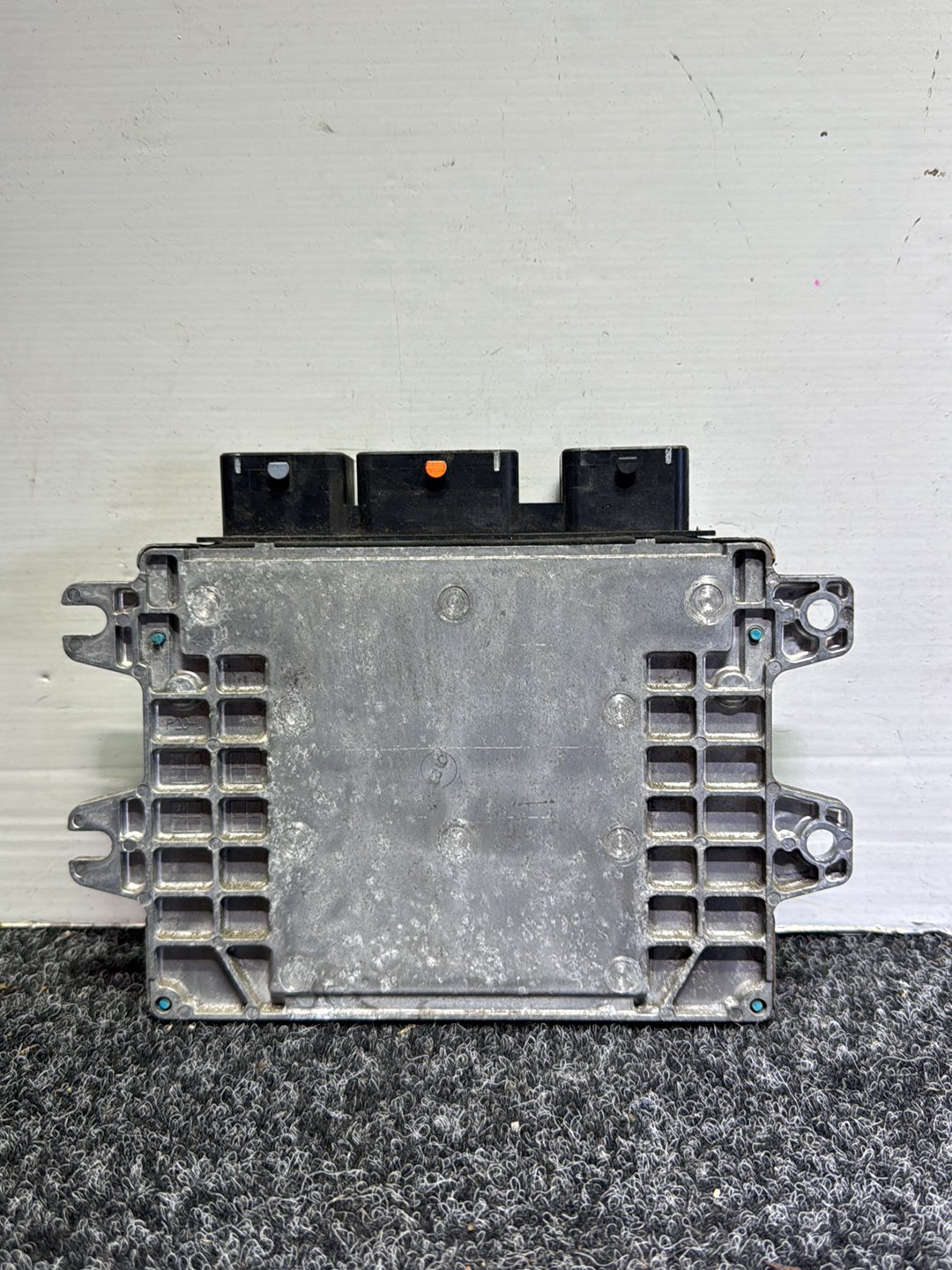 2011 Nissan Juke YF15 - Engine ECU