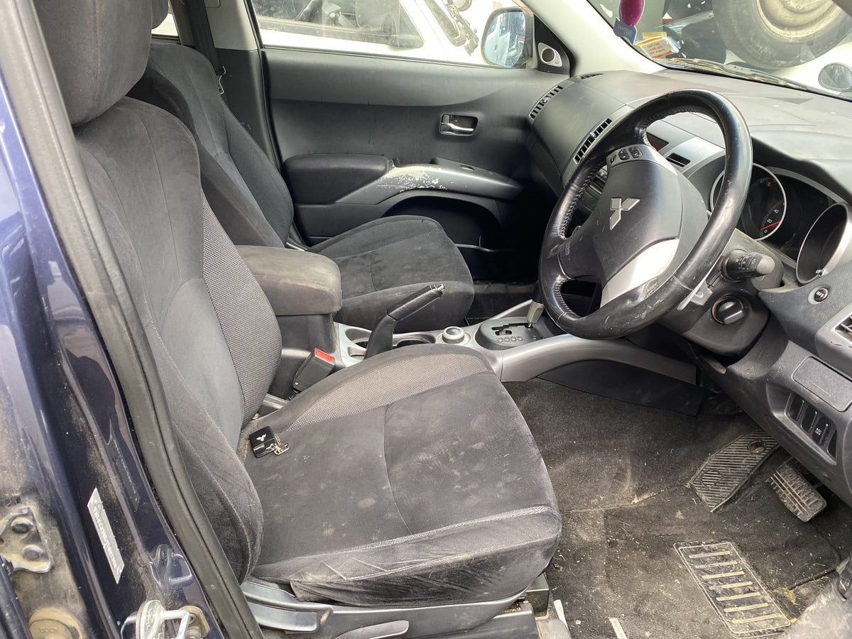 2005 Mitsubishi Outlander CW5W Dismantling For Parts