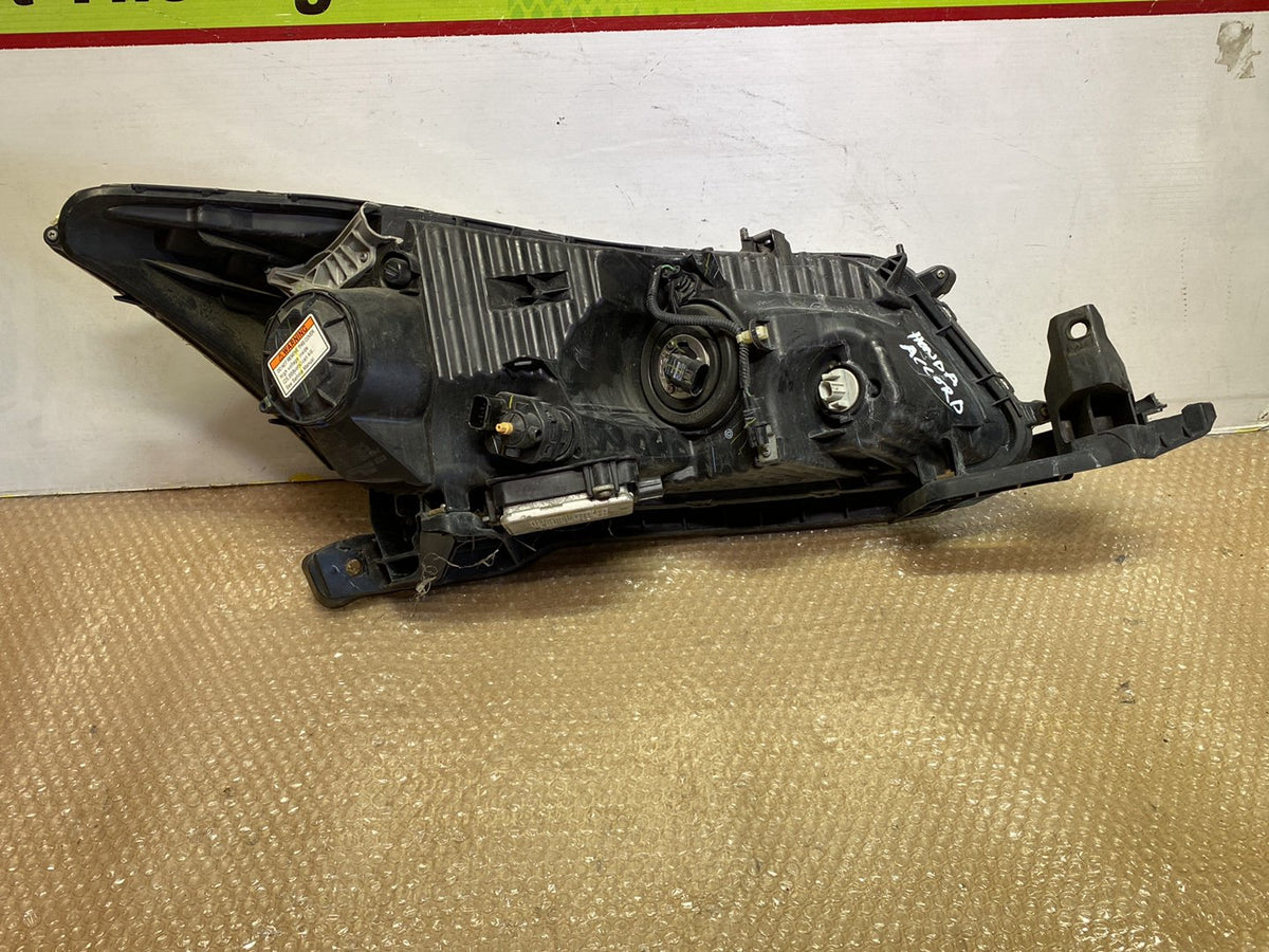 2014 Honda Accord - Left Headlight PN: STANLEY 8317341600