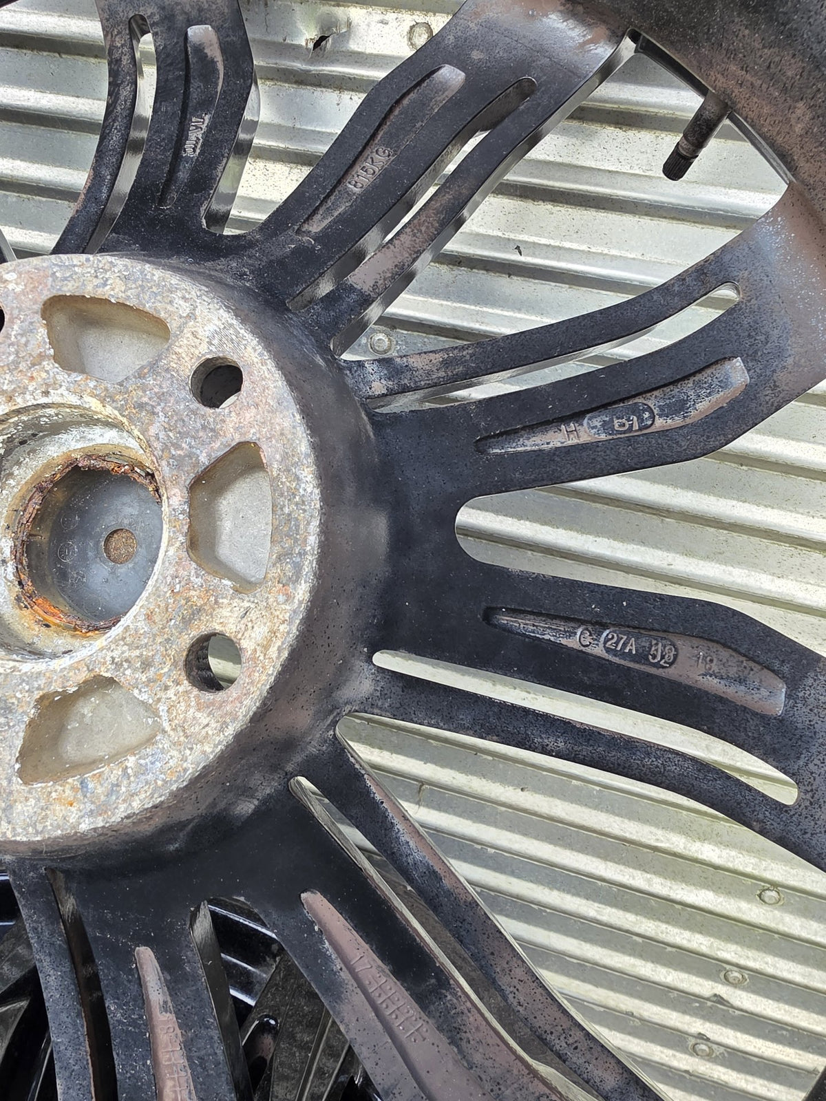 BGW Mag Wheel Set PN: 22X9.5JJ 5X130 265/35/22 OFF 30