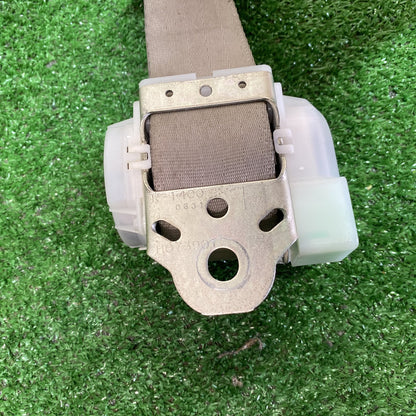 2006 Toyota Estima - Left Rear Centre Seat Belt PN: See photos