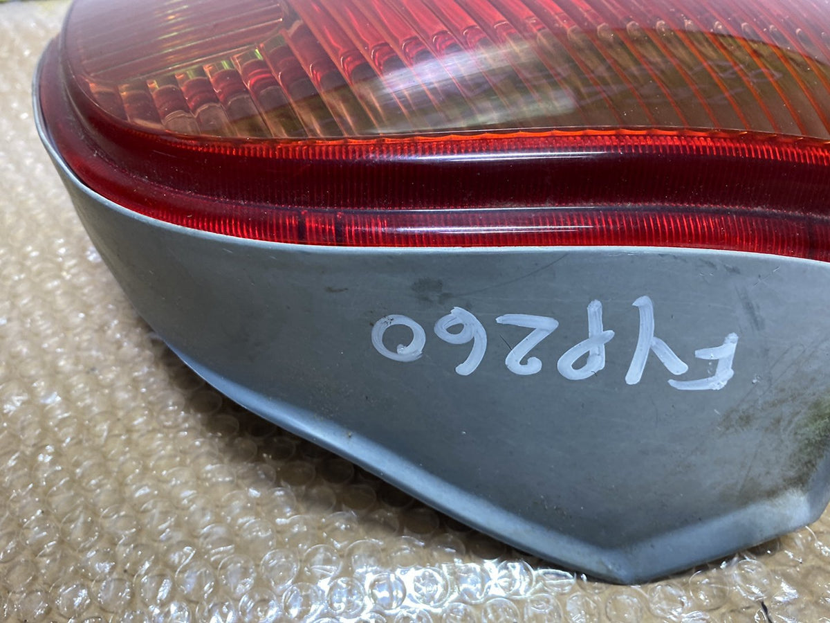 2002 Used Toyota Vitz - Left Taillight PN: 8156052120