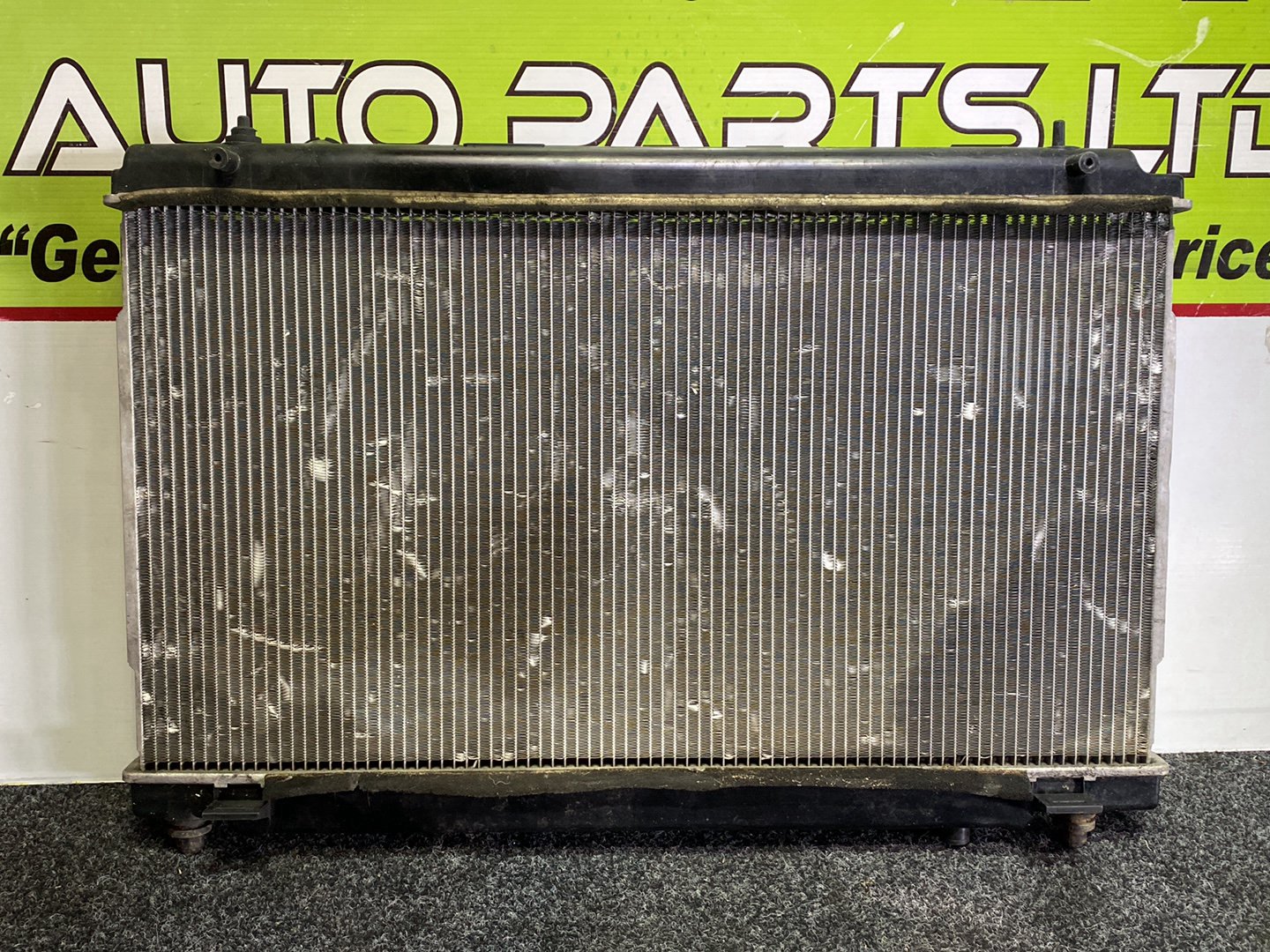 2006 Nissan Skyline - Radiator