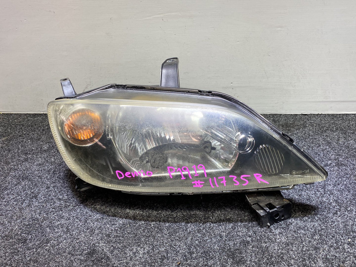2004 Mazda Demio DY3W - Right Headlight PN: P1919