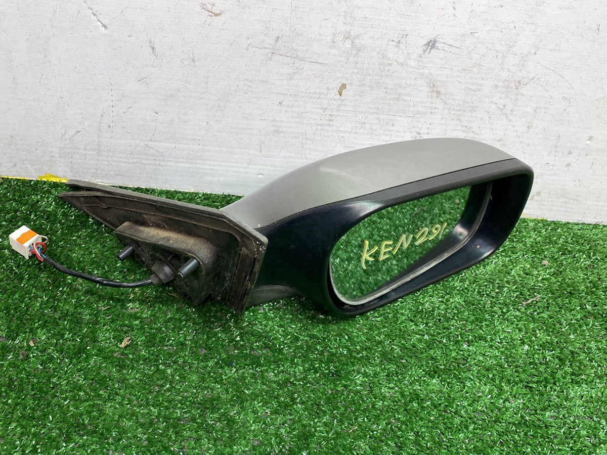 2004 Mazda Atenza - Right Door Mirror PN: 5 Wires