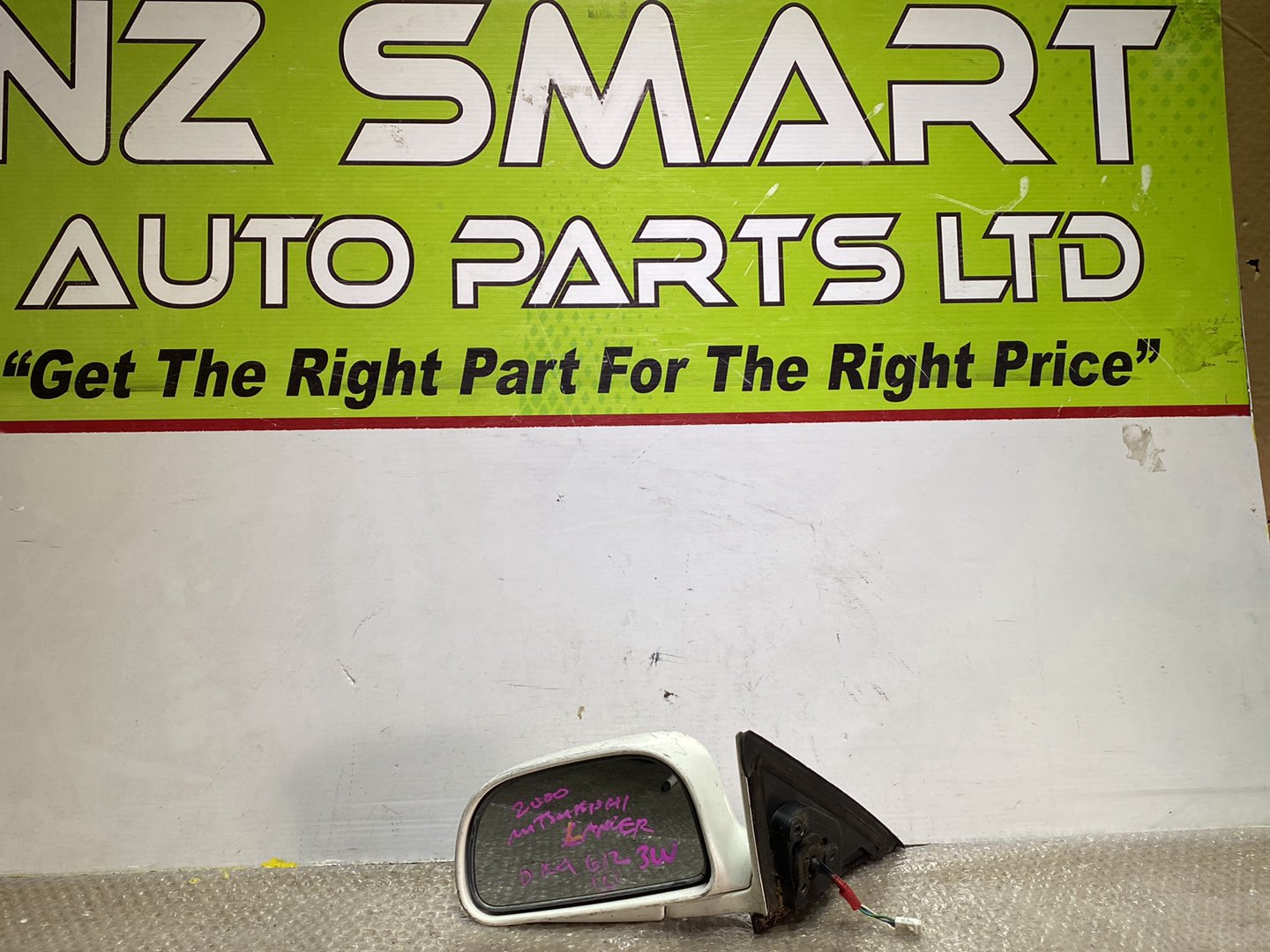 2000 Mitsubishi Lancer- Left Door Mirror PN: 3 wires