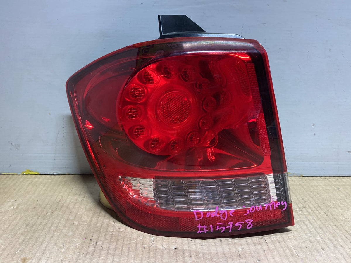 2014 Dodge Journey - Left Taillight
