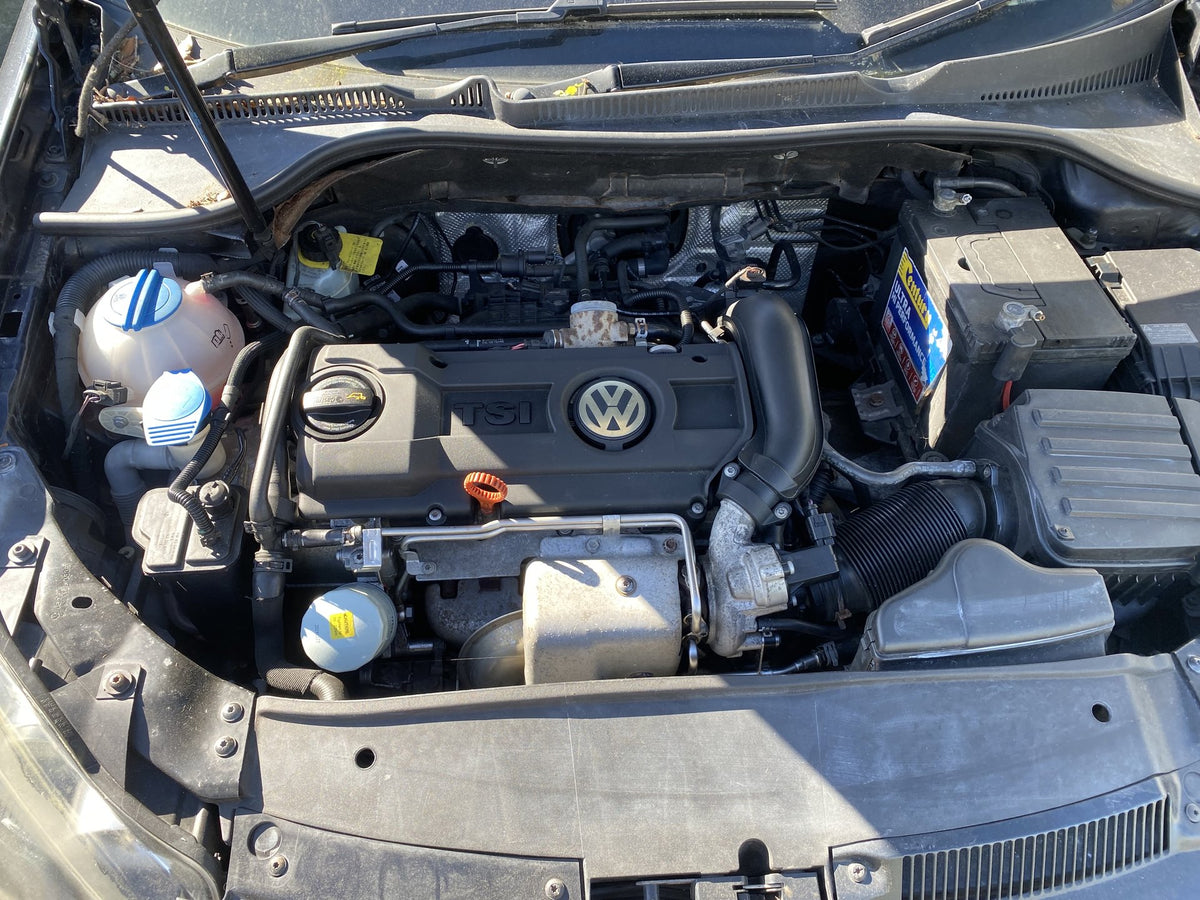 2009 Volkswagen Golf TSi WVWZZZ1KZ9P451017  Dismantling For Parts