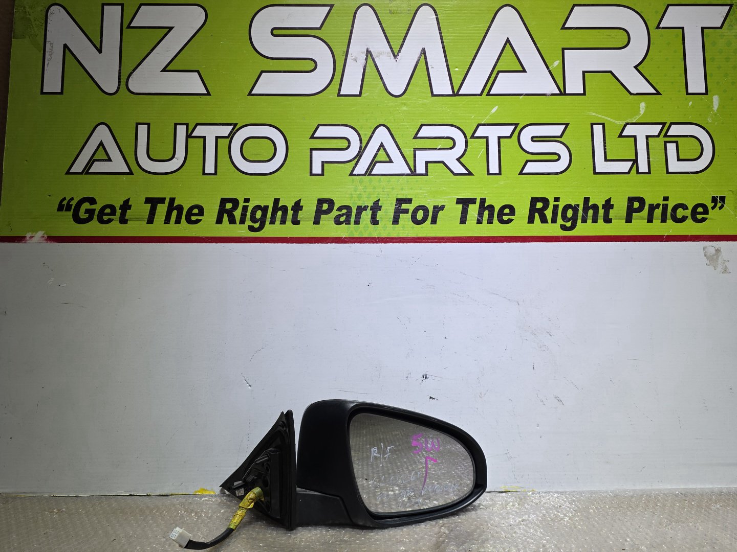 2012 Used Toyota Aurion- Right Door Mirror PN: 5 wires