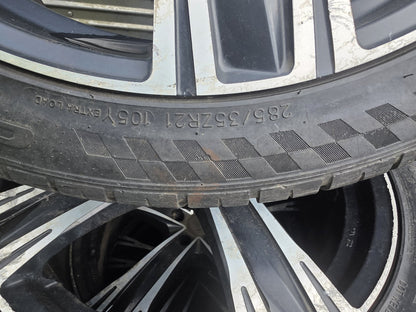 Mag Wheel Set PN: Stud Pattern 5x114.3/ Wheel Size 21x9JJ/ Offset 38