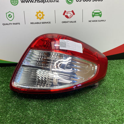 2006 Suzuki SX4 - Right Taillight PN: KOITO 220-59135