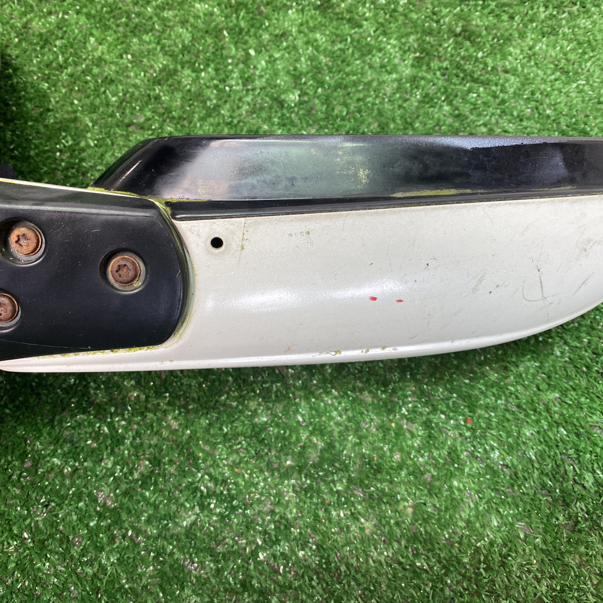 2006 Used Toyota Wish - Right Door Mirror PN: 2 Plugs 7 Wires