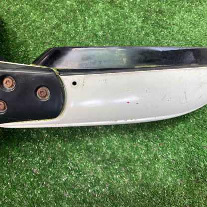 2006 Used Toyota Wish - Right Door Mirror PN: 2 Plugs 7 Wires