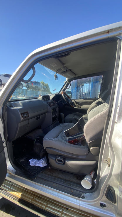 1997 Mitsubishi Pajero V25      Dismantling For Parts