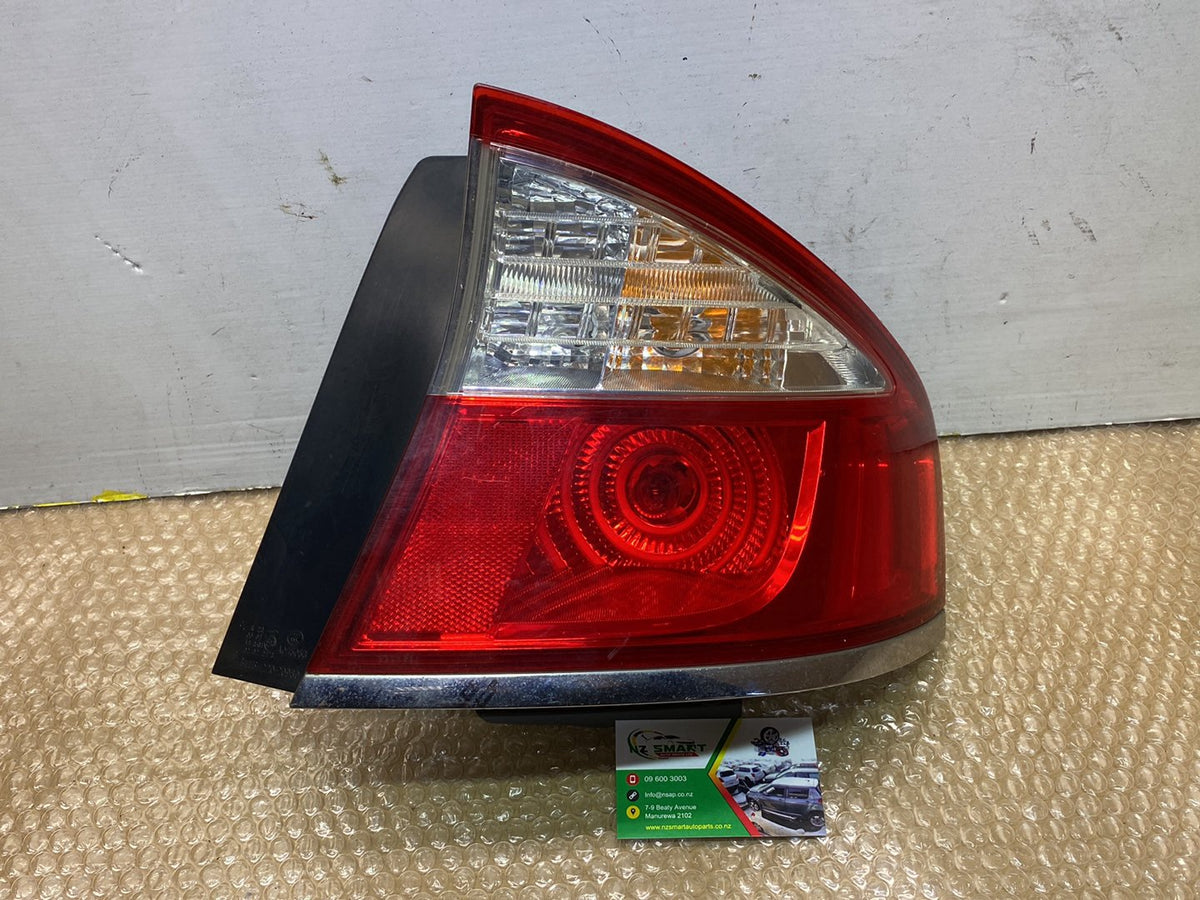2008 Subaru Legacy - Right Taillight PN: 220-20960
