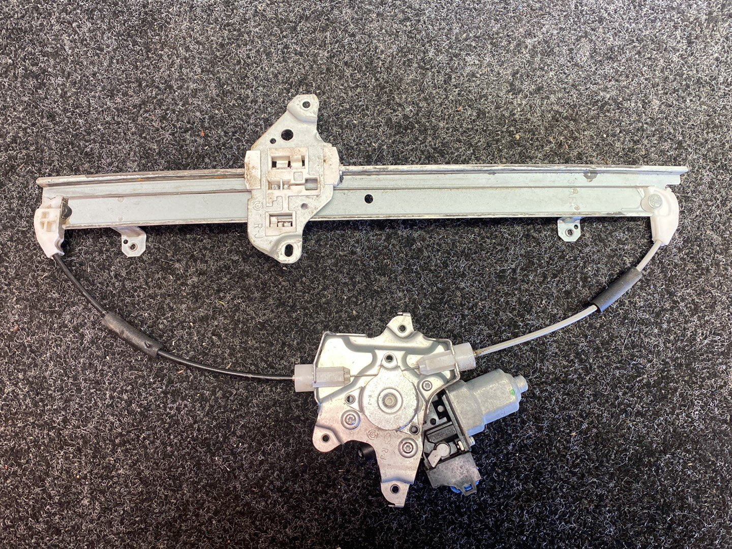 2012 Nissan Leaf - Right Front Window Regulator/Motor